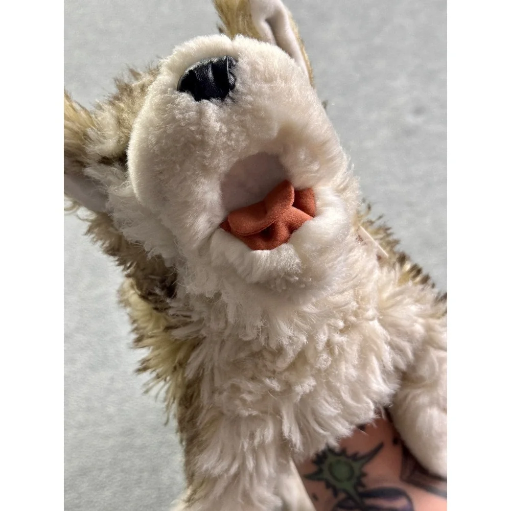 Folkmanis Wolf Plush Stuffed Animal Hand Puppet Blue Eyes Brown Cream Faux Fur